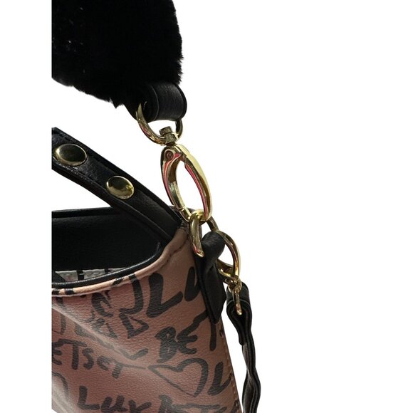 Betsey Johnson Shoulder Bag With Faux Fur Handle Adjustable Strap & Gold Hardwar - Picture 4 of 13